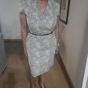 M.M. Lafleur bl wh day dress size 16